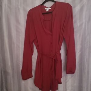 Forever21 burgundy button blouse size 2X with belt